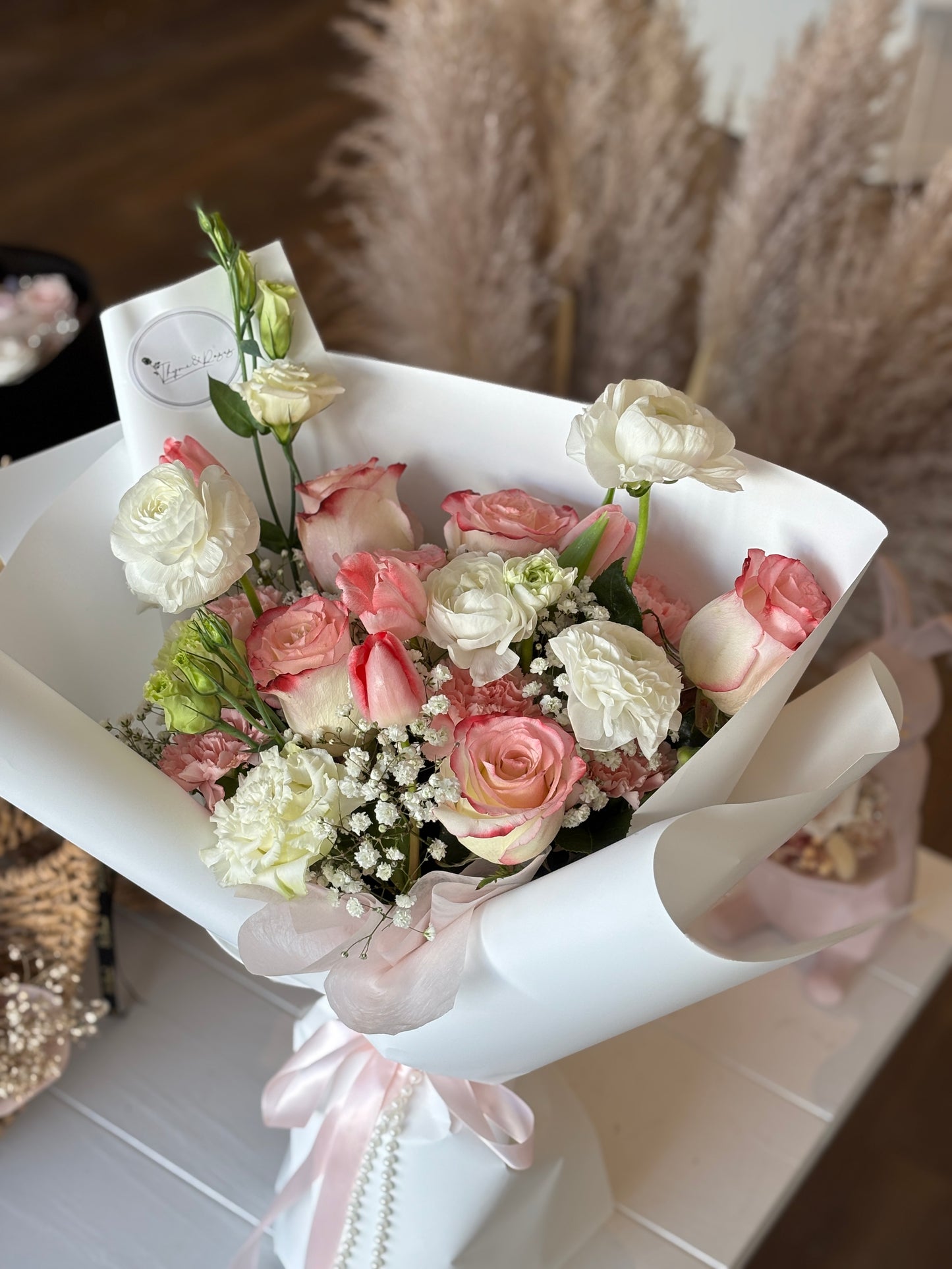 Pink & White Rose Mixed Bouquet