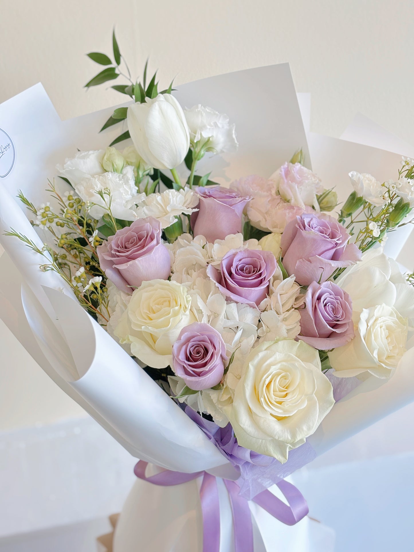 Purple & White Roses mixed bouquet