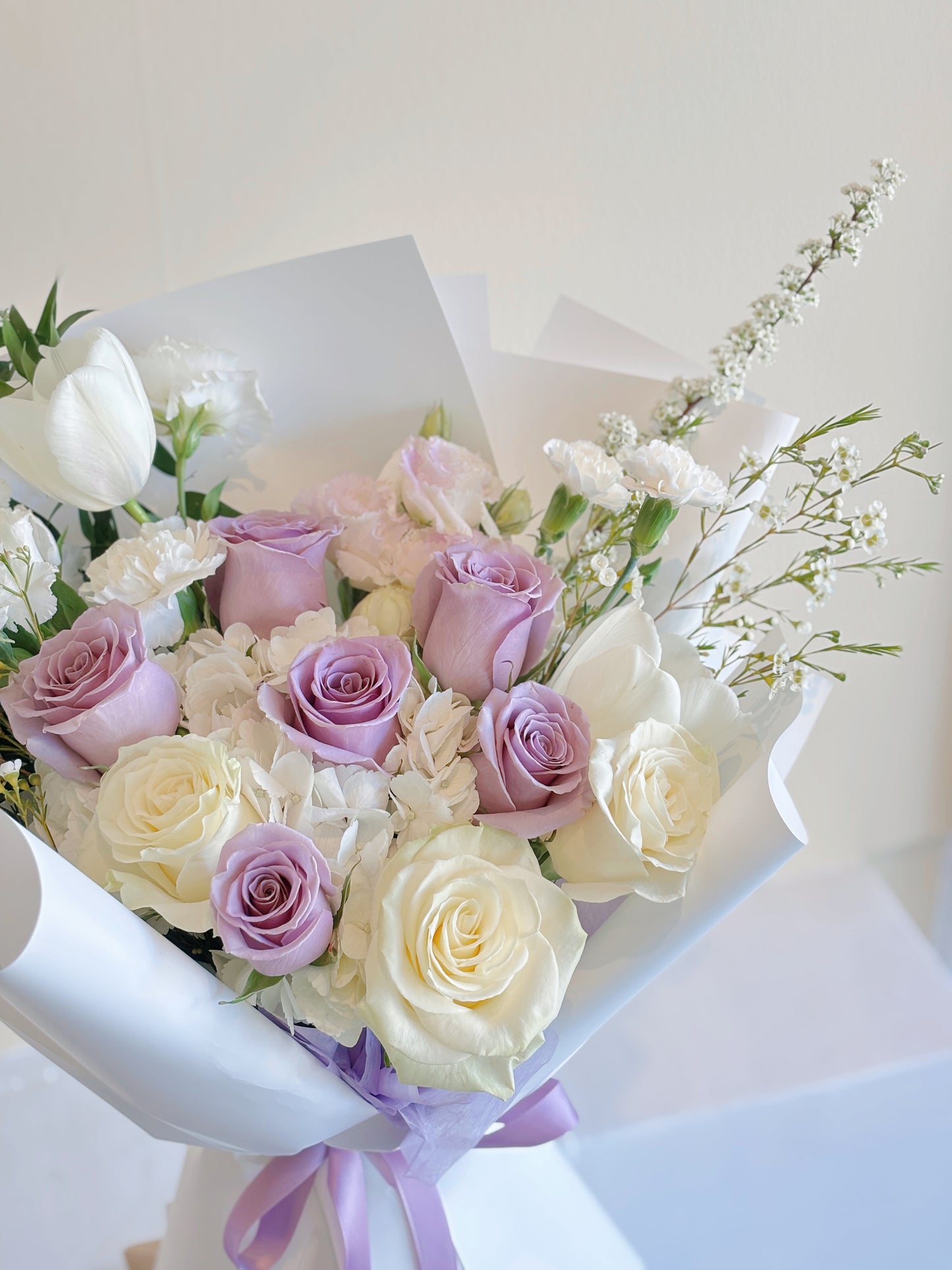 Purple & White Roses mixed bouquet