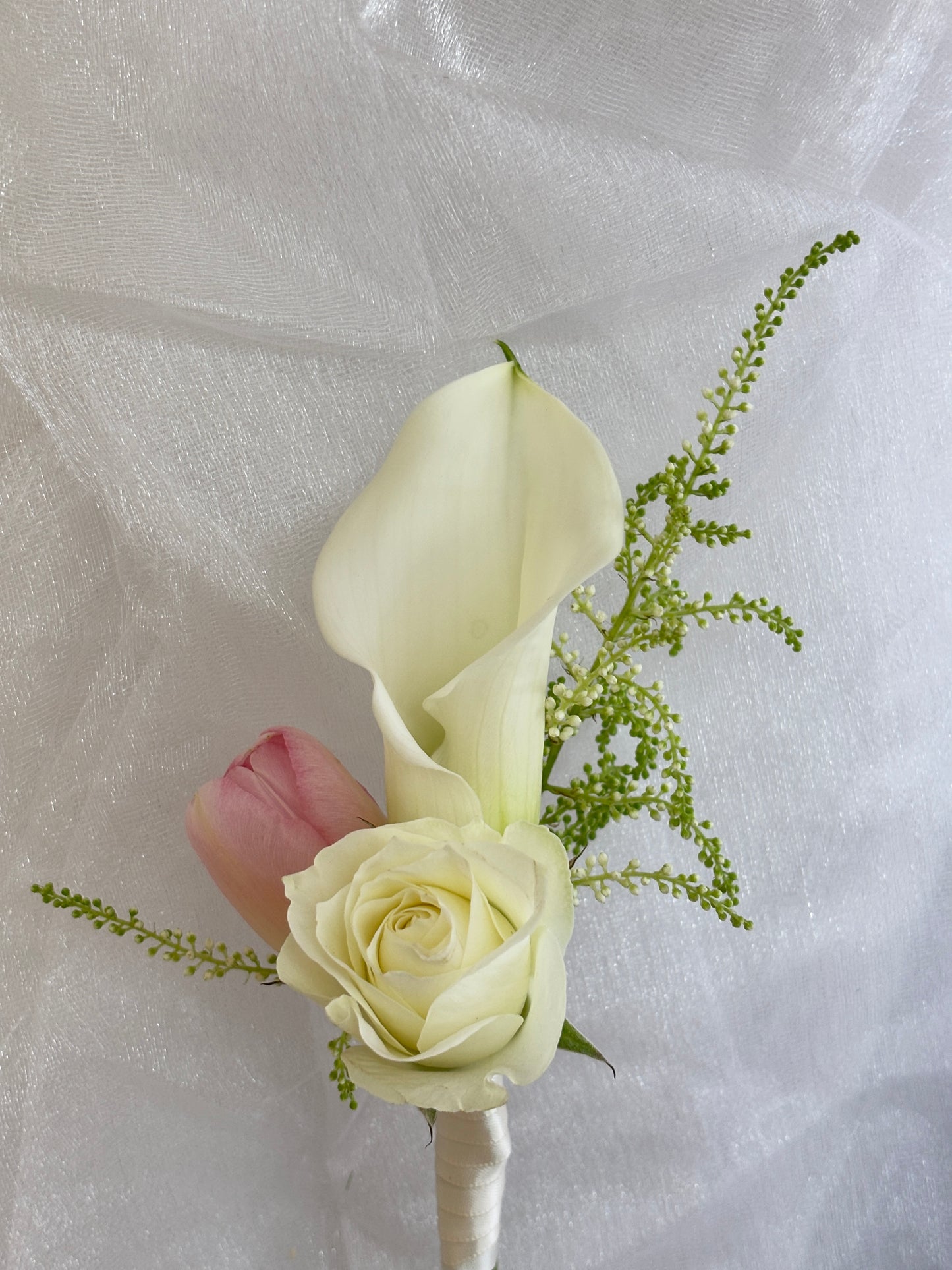 Fresh Flower Boutonnières - Calla Lily Pink and White