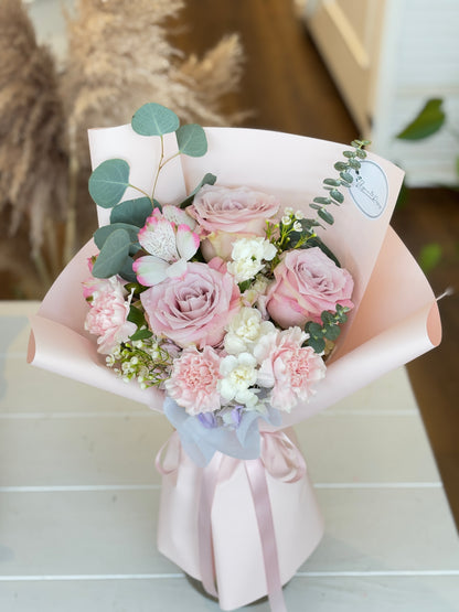 Pink Rose Mixed Bouquet