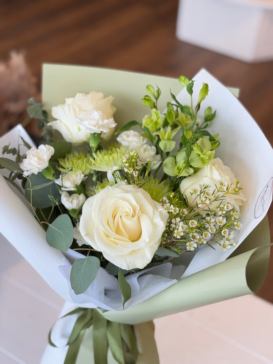 Green & White Rose Mixed Bouquet