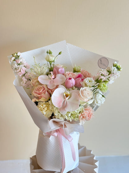 Orchid & Pink roses mixed bouquet
