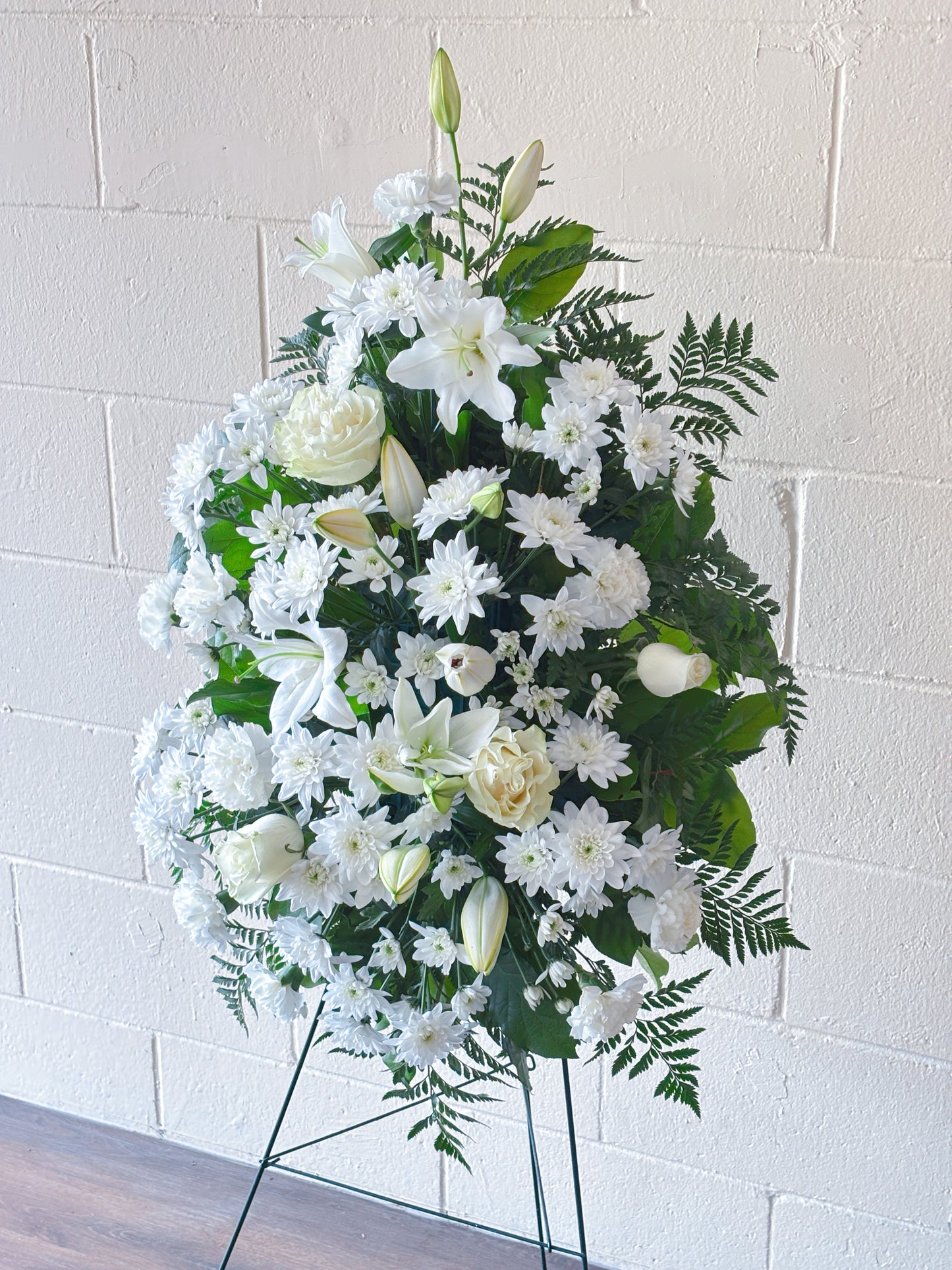 Funeral Flowers-Sympathy Easel Sprays Lily