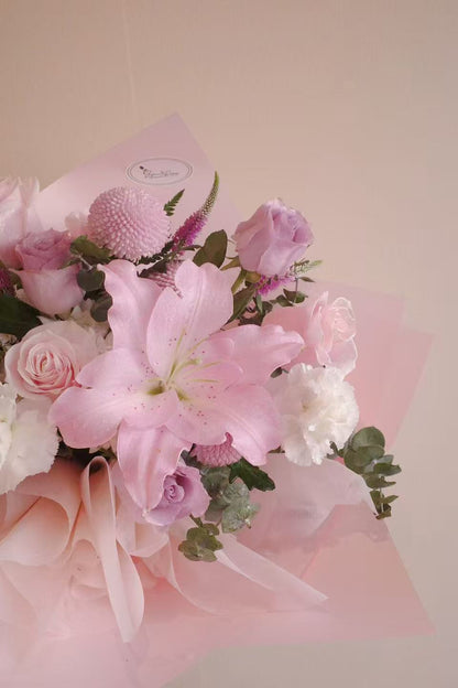 Pink roses & lily mixed bouquet