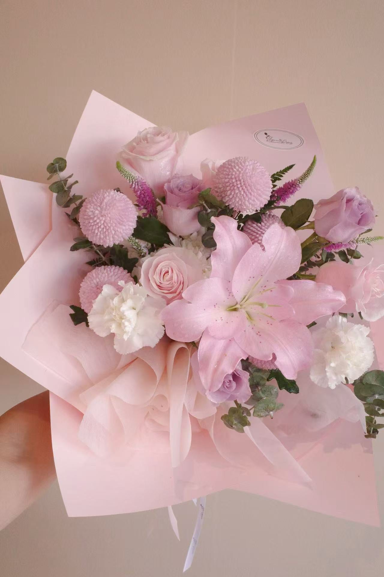 Pink roses & lily mixed bouquet